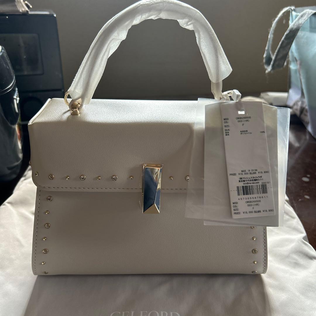 CELFORD ホワイト ショルダーバッグ CWGB269505