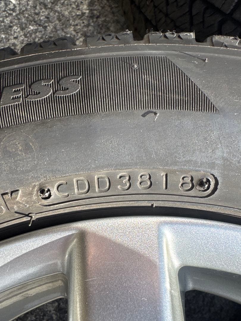 ブリヂストン BLIZZAK 155/70R13 アルミ付4本