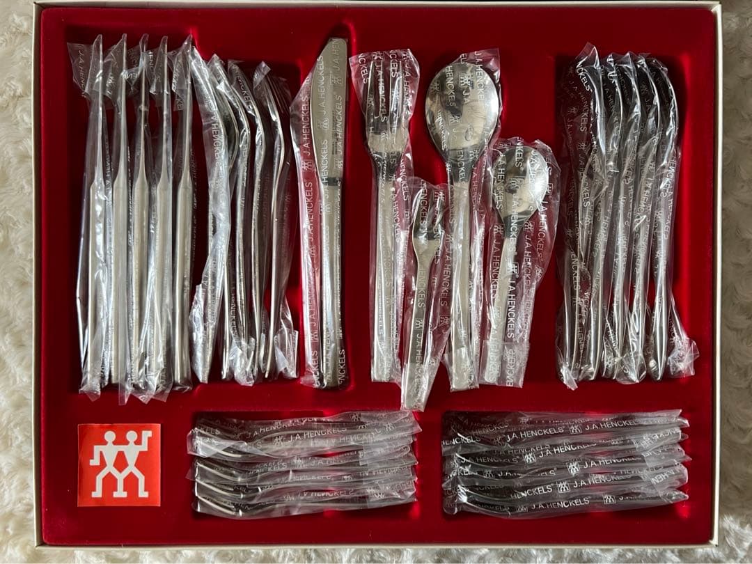 ツヴィリング ヘンケルス　カトラリーセット　ハンゼアティック　ディナーセット