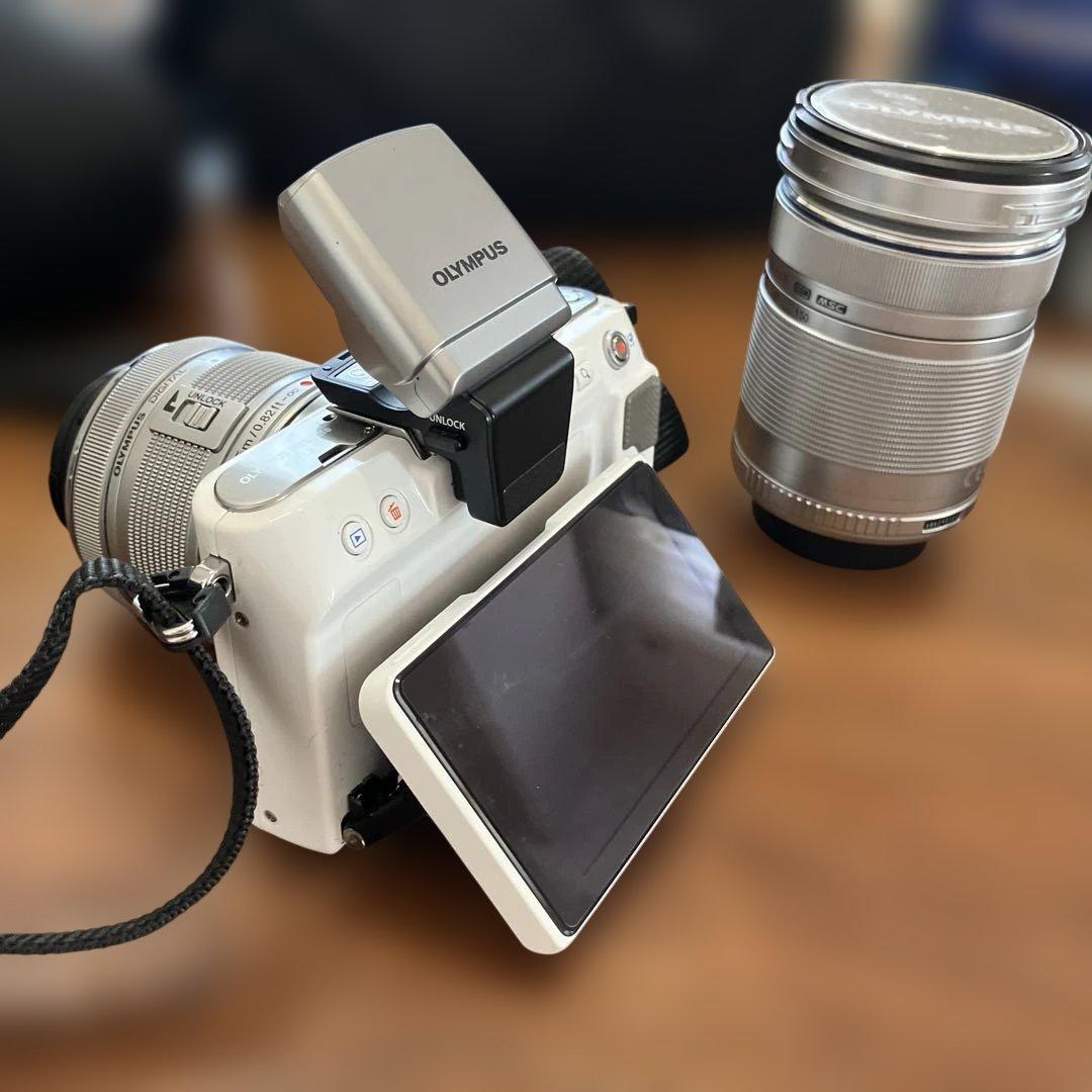 Olympus E-PL3 デジタルカメラ ズームレンズ付き