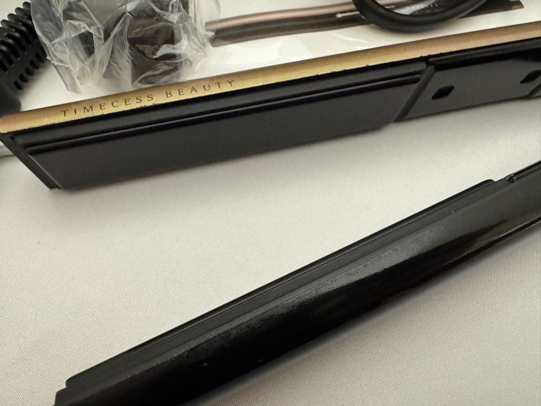 超美品⭐️HAIRBEAURON 4D Plus ストレートヘアアイロン