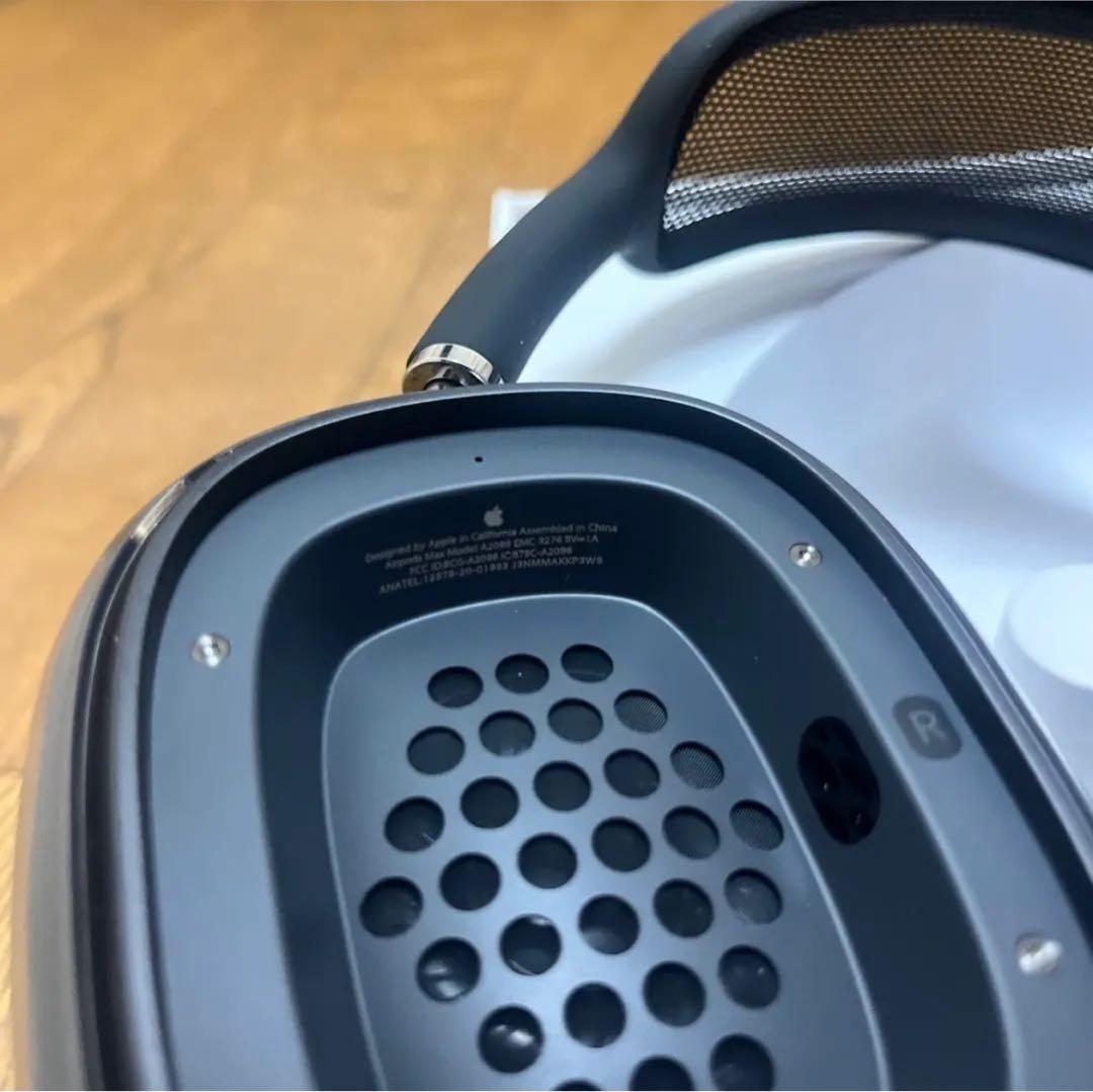 AirPods Max スペースグレー カバー付き