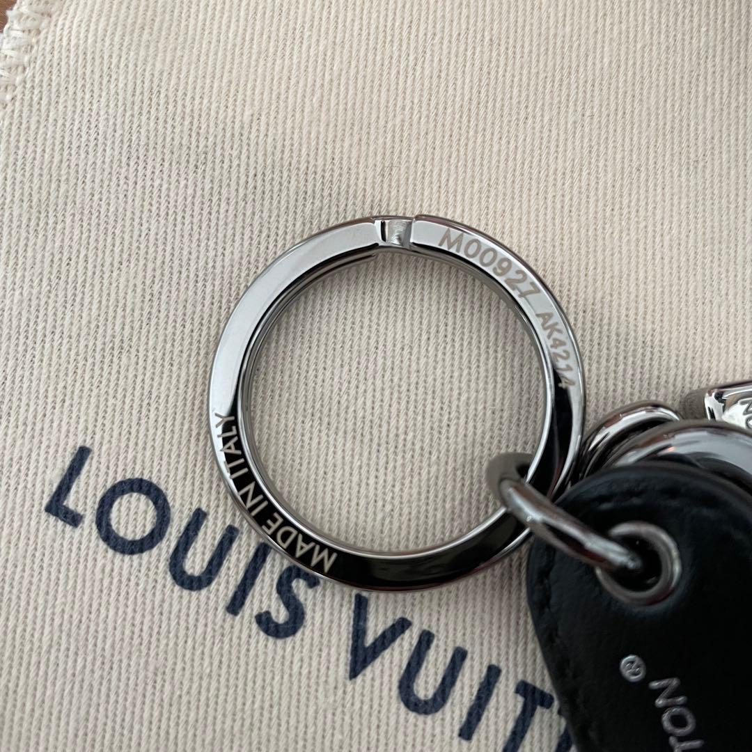 新品未使用　LOUIS VUITTON キーホルダー キーリングM00927