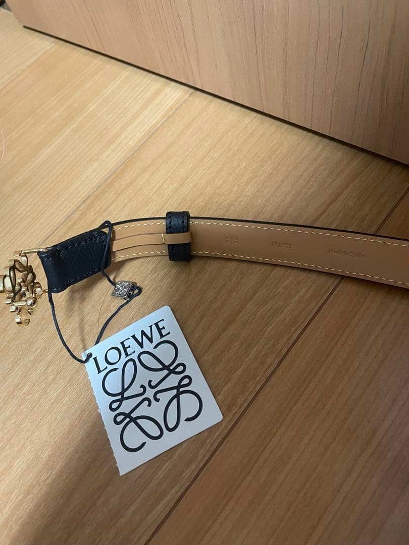 LOEWE アナグラムベルト(ペブルグレインカーフ)