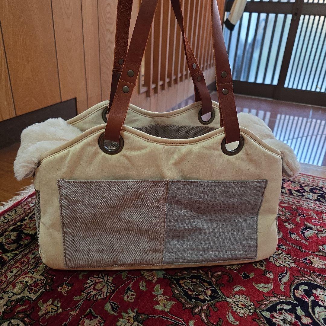 ✨希少LA発Louisdogファー付きペットキャリーバッグ ファーは取り外し可能