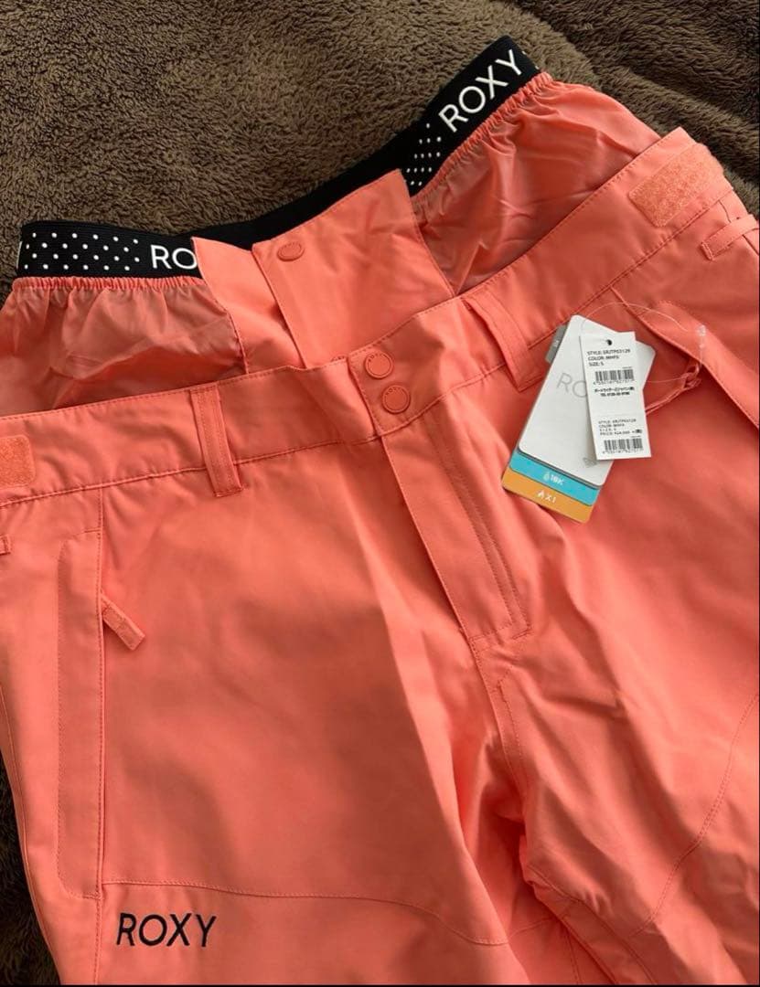 新品Roxy TAILORED FIT スノーボードスキーパンツ S