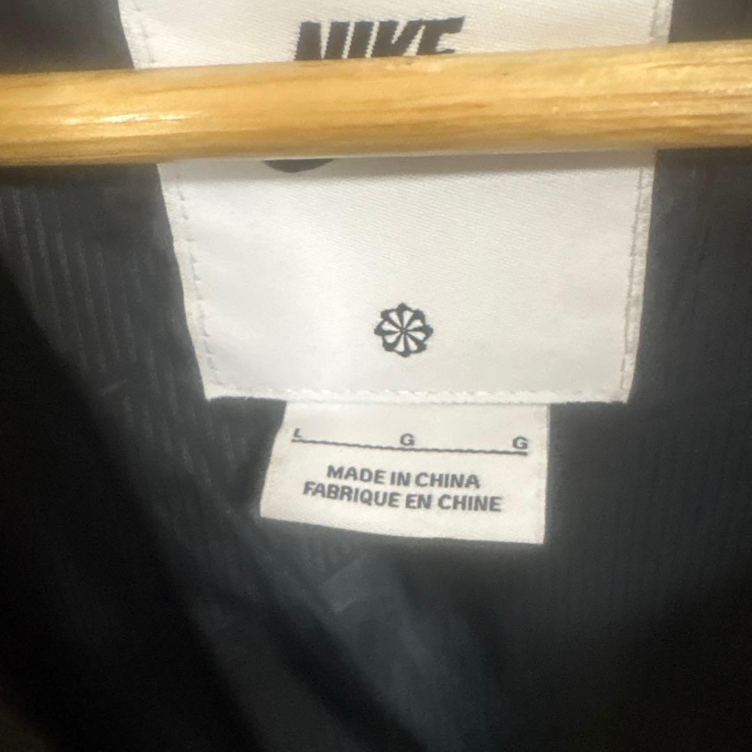 【美品】ナイキダウンジャケット