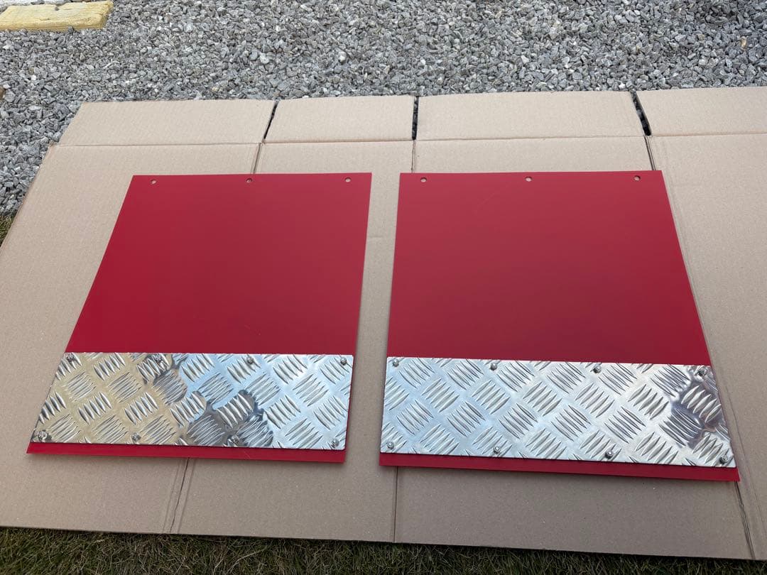 テツ　泥除け　赤　鏡面