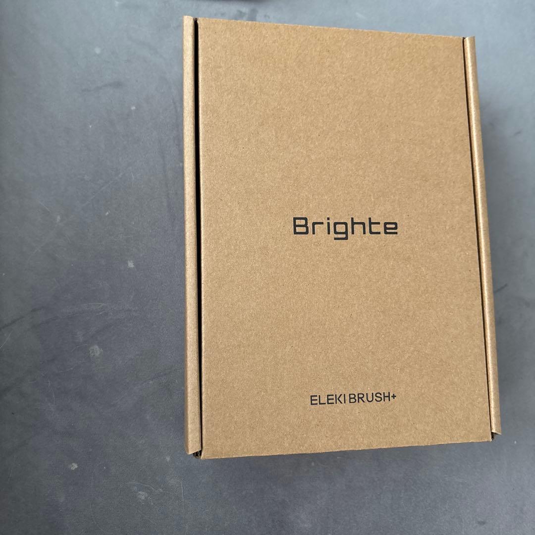 新品未使用　Brighte ELEKI BRUSH+ 化粧水　スカルプブラシ