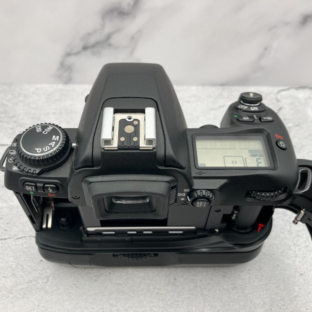 Nikon F80 ボディ MB-16 フィルムカメラ 訳あり品