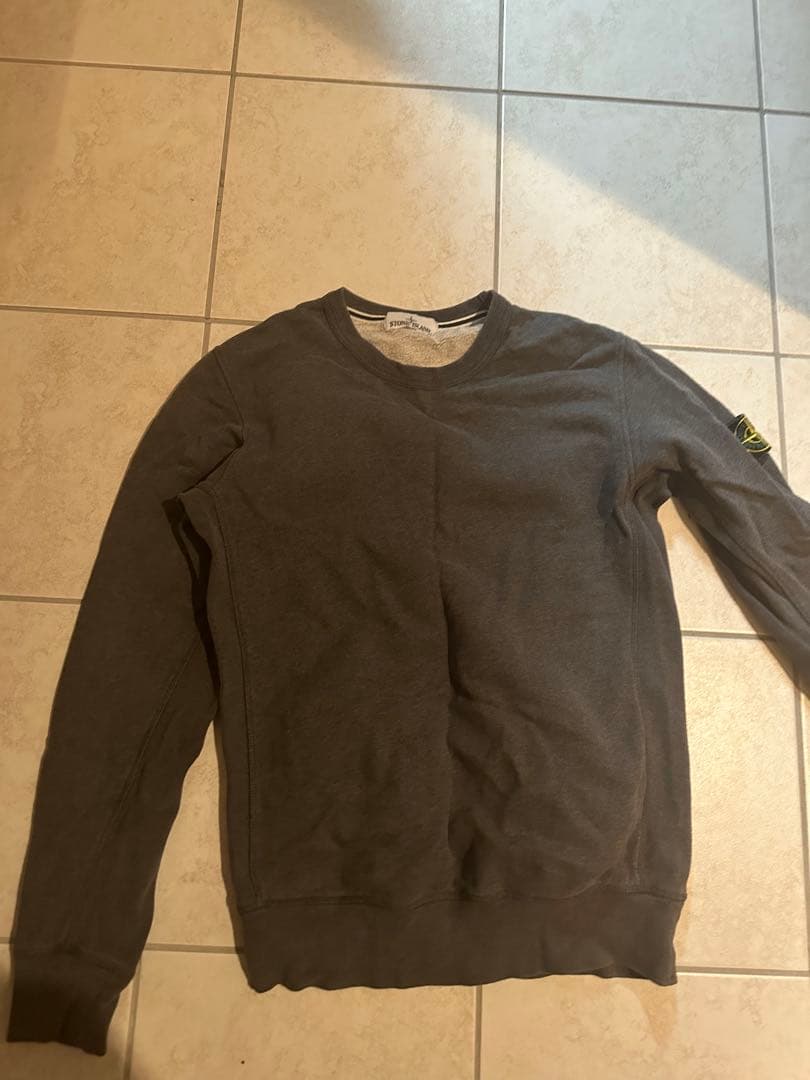 ウ*ン様 ストーンアイランド　　stone  スウェット チャコール