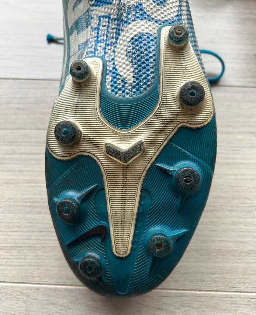 NIKE マーキュリアル ヴェイパー13 AG（人工芝）