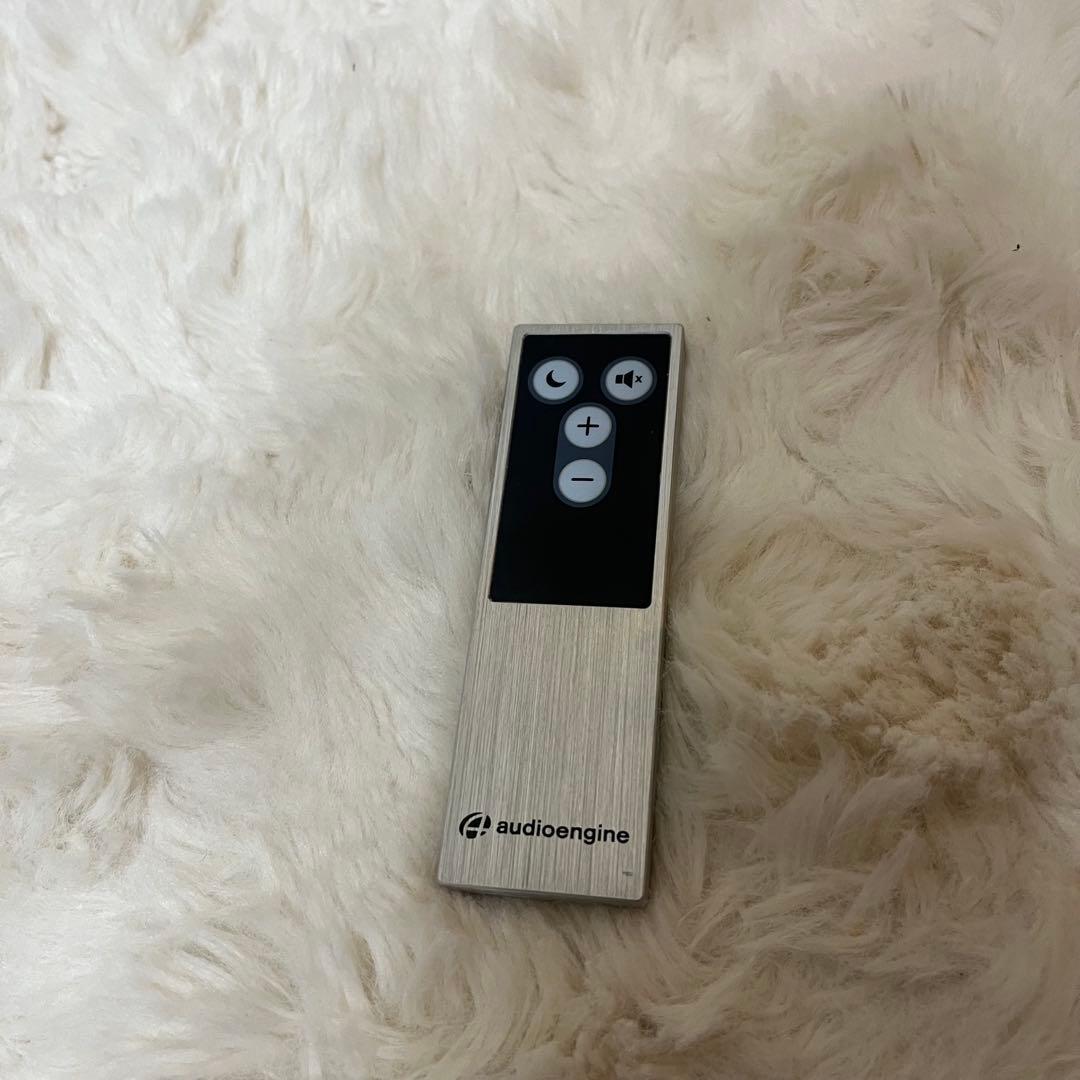 Audioengine A5+ Bluetooth ＋デスクトップスタンド　外箱