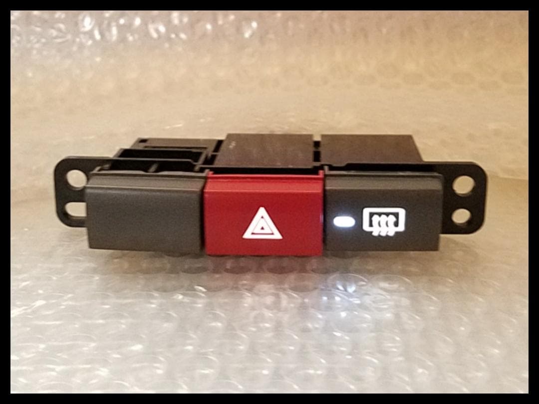 竜姫。 ダイハツ　PW・HD・LR スイッチ 5点。LED（ 白 ）