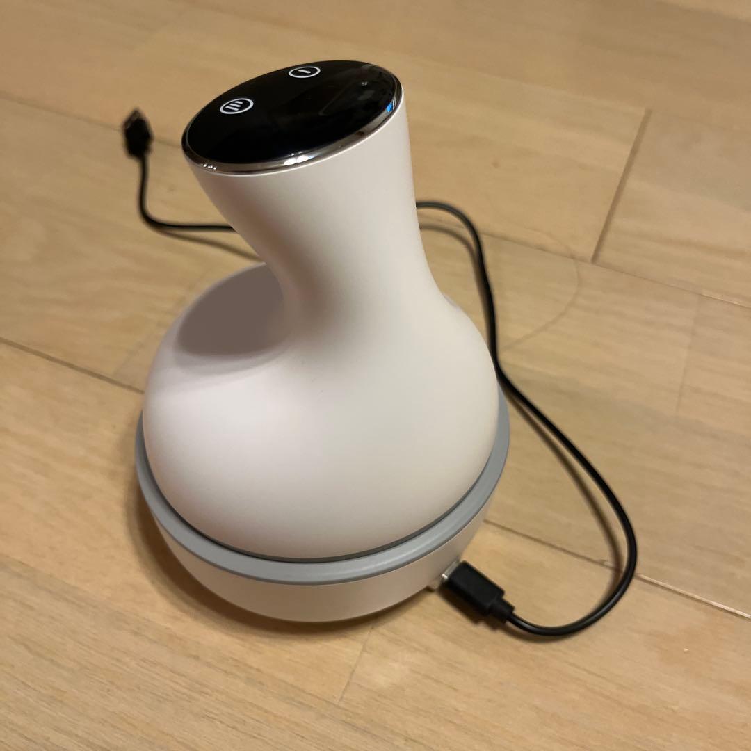 ヘッドマッサージ　ヘッドスパ