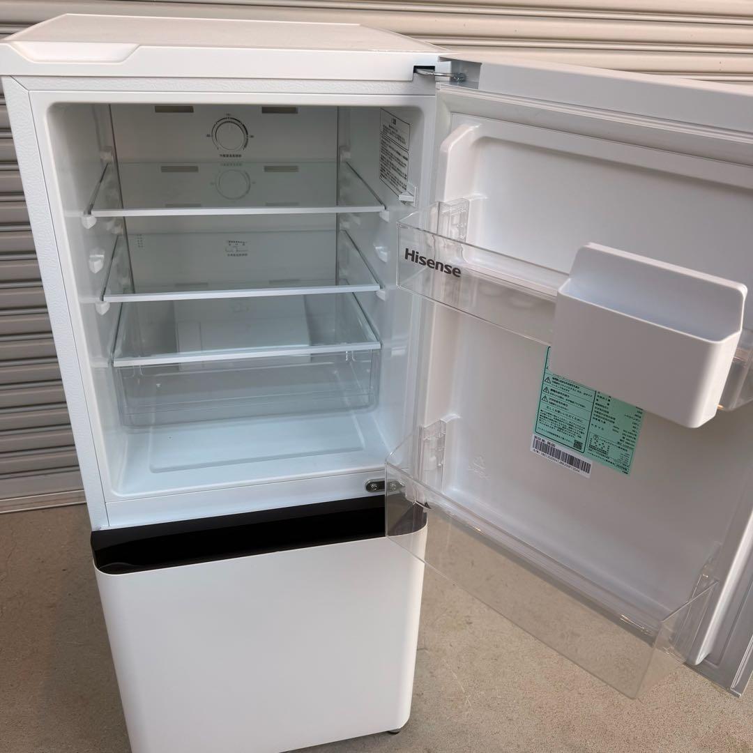 ● 極美品 ハイセンス 冷蔵庫 HR-D13E4W 135L 2025年製