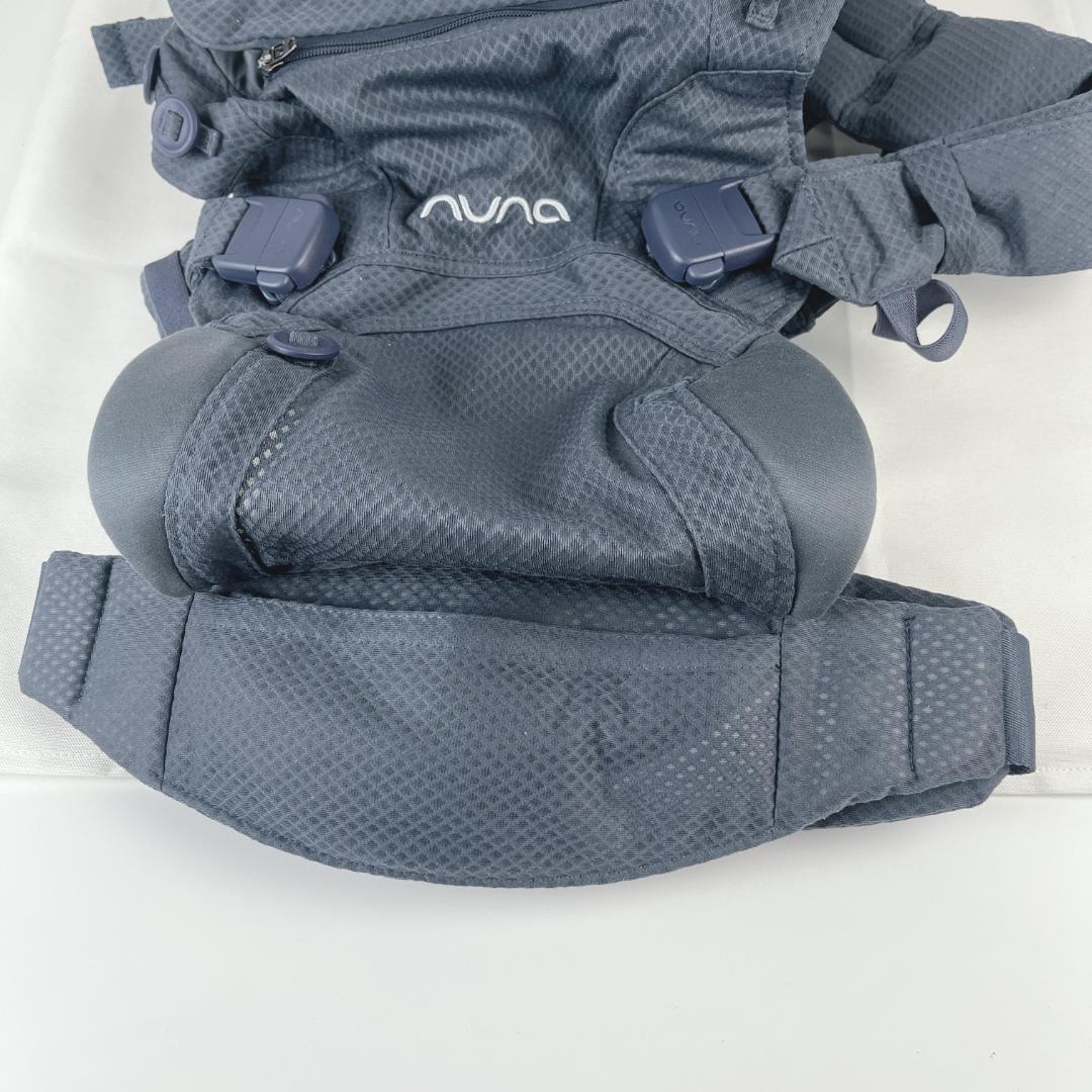 美品☘️ ヌナ カドルクリック デニム 新生児OK 抱っこ紐 　nuna