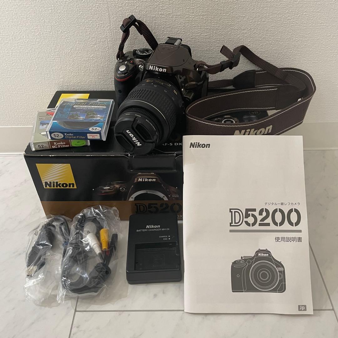 【シャッター数6,000以下！】Nikon D5200 デジタル一眼レフカメラ