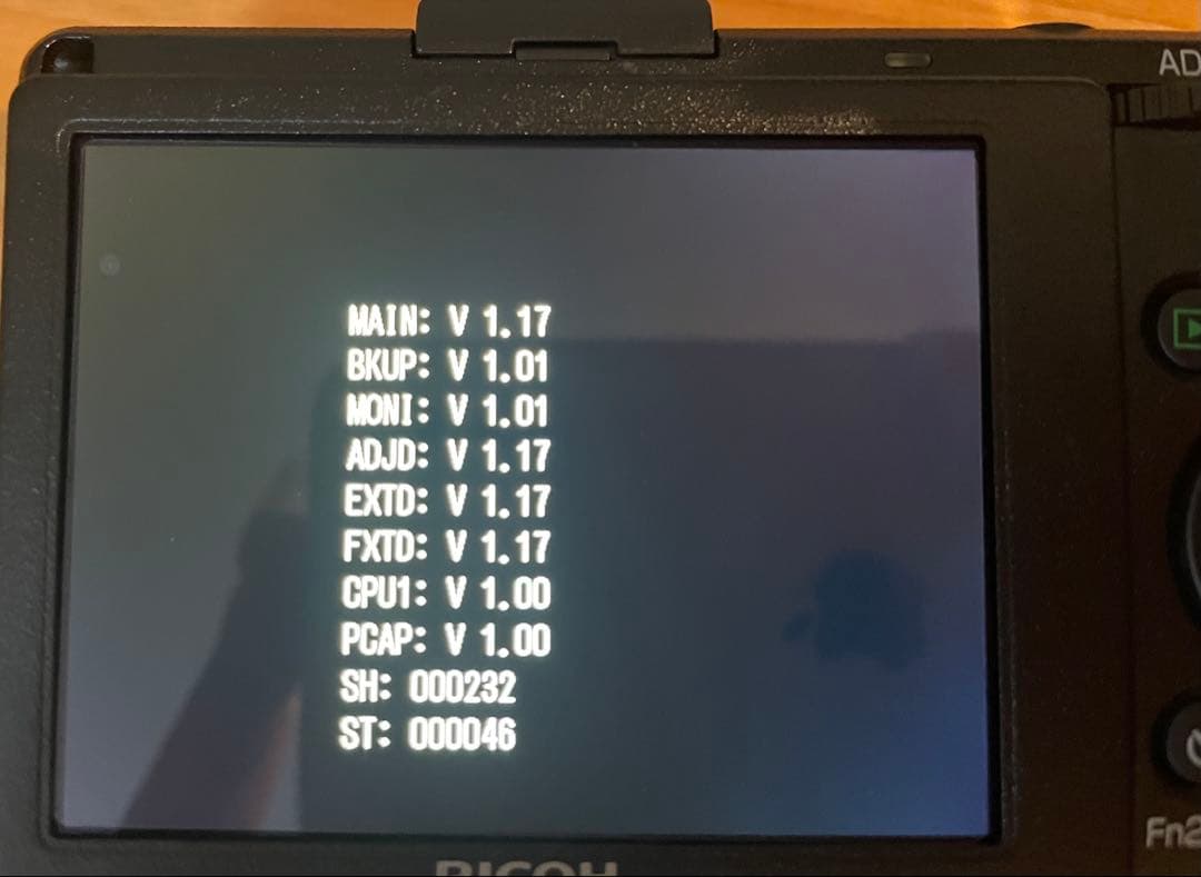値下げ中！RICOH GR DIGITAL4リコーデジカメ　［ショット数232］