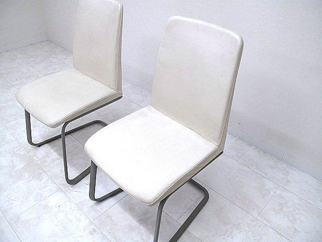 ボーコンセプト　ローザンヌ　本革張りダイニングチェア　2脚セット　　北欧モダン