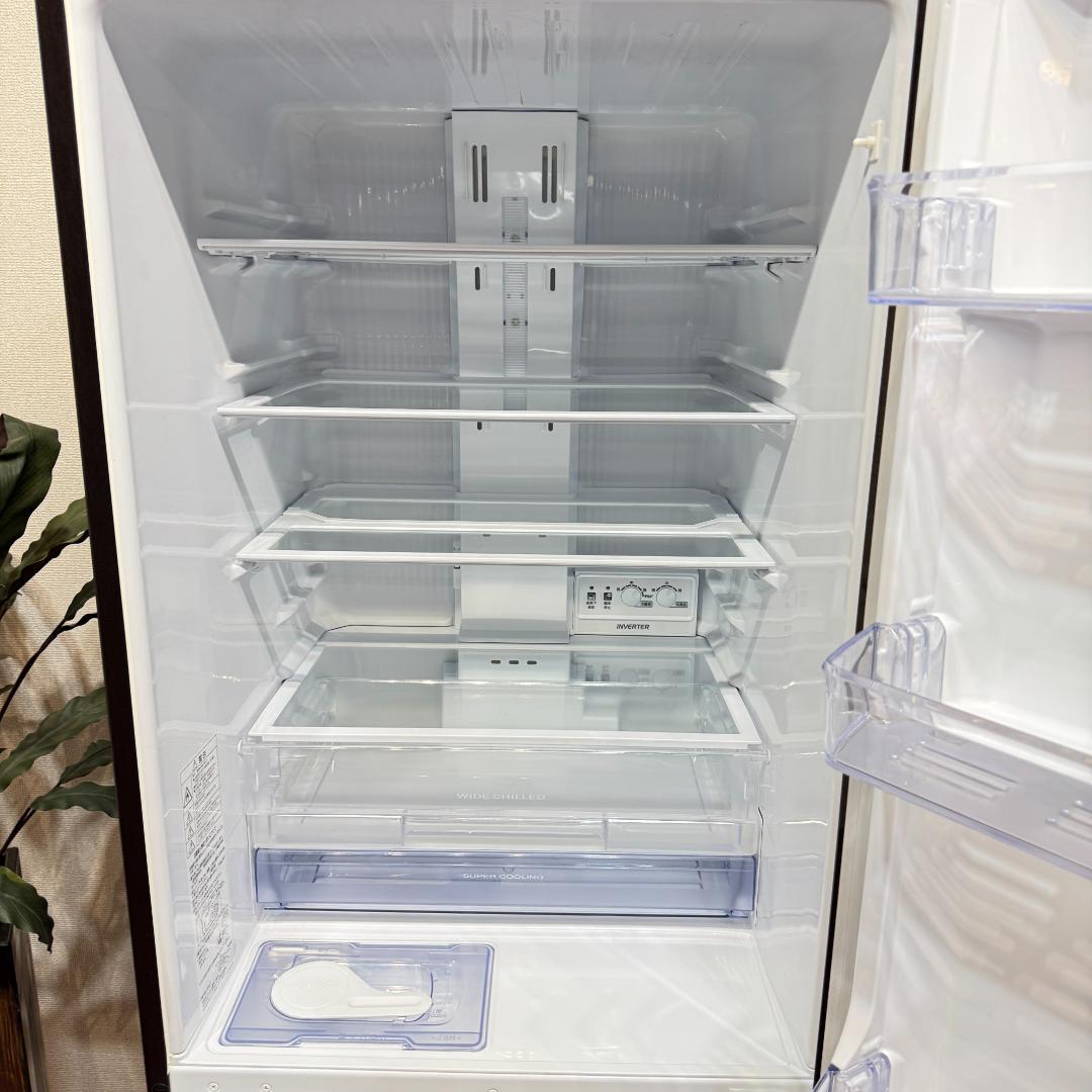 東京23区送料無料　超美品三菱３ドア冷蔵庫 365L　2017年製　製氷機有