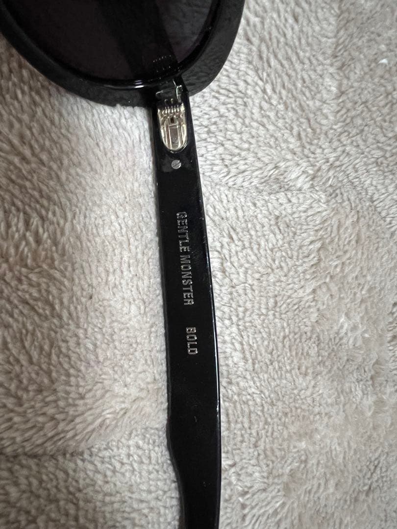 【美品】GENTLE MONSTER BOLD ブラックサングラス