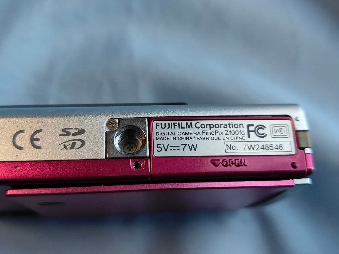 Fujifilm FINEPIX Z100fd ピンク 8.0MP