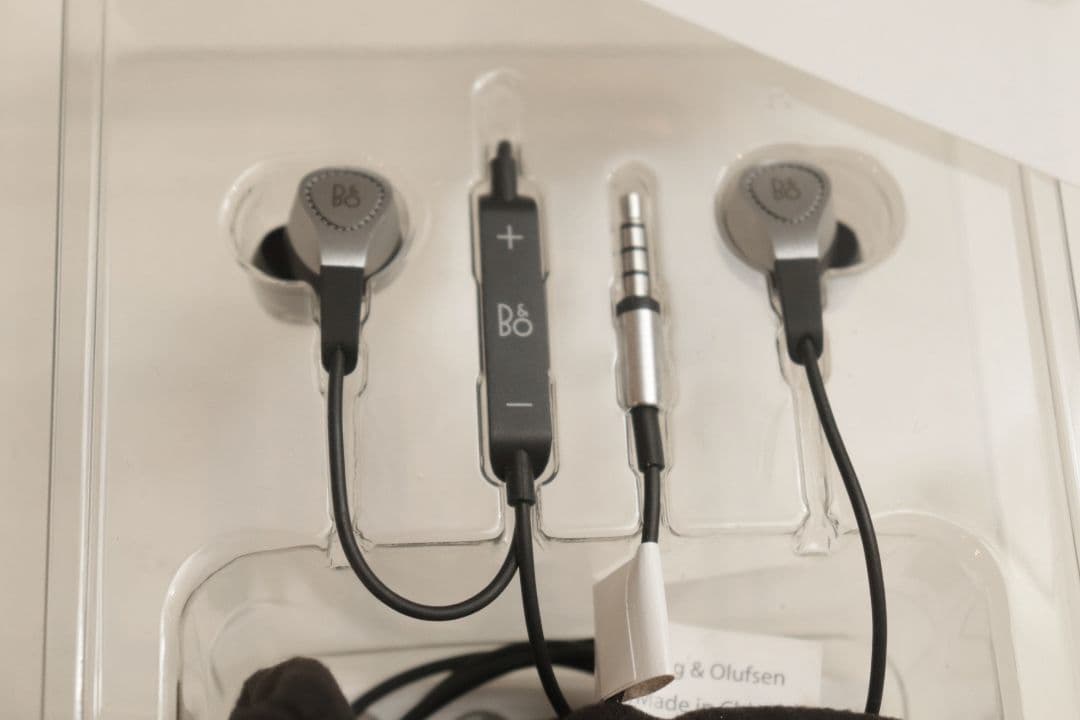 Bang & Olufsen B&O イヤホン BeoPlay H3