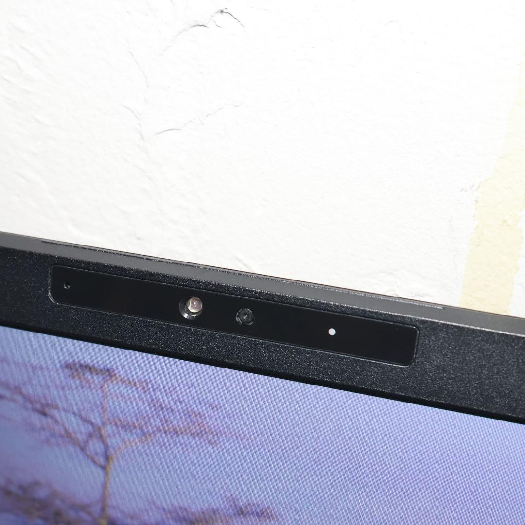 Win11公式対応10世代i3/メ8/新品SSD/DVD/無線/HDMI/カメラ