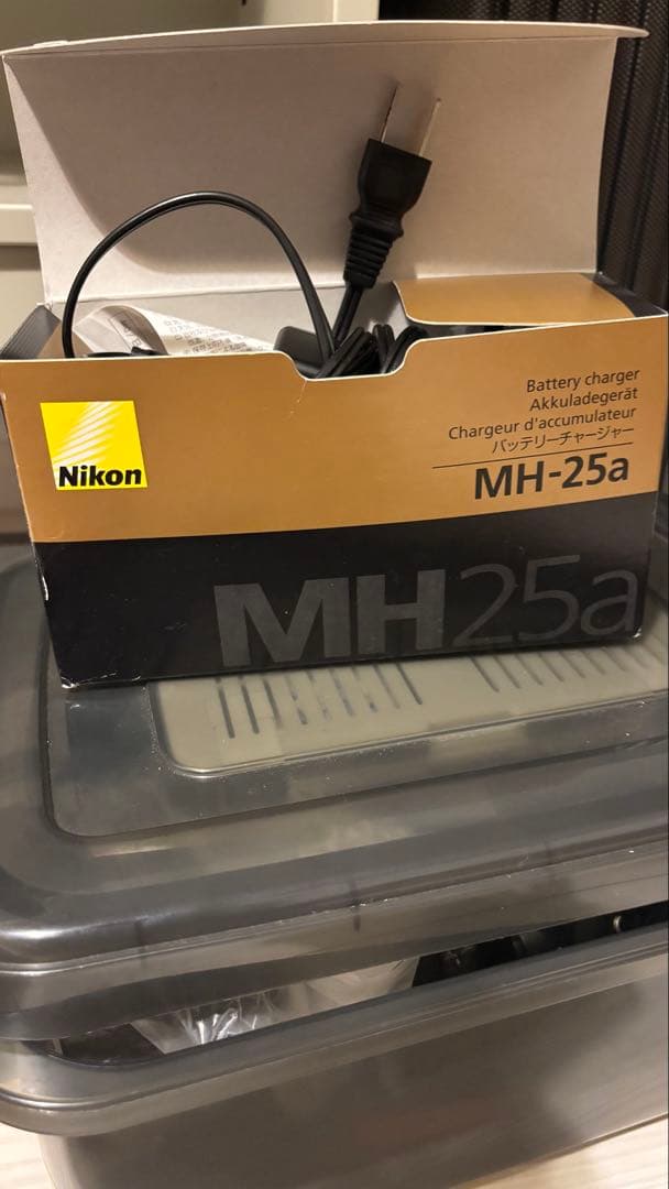 Nikon D7100 デジタル一眼レフカメラ 本体と付属品