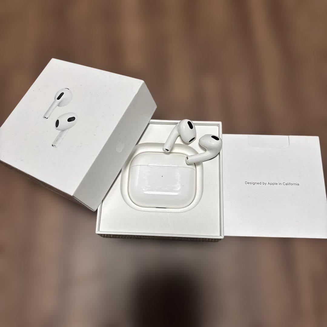 AirPods本体 ホワイト 充電ケース付き　動作確認済み