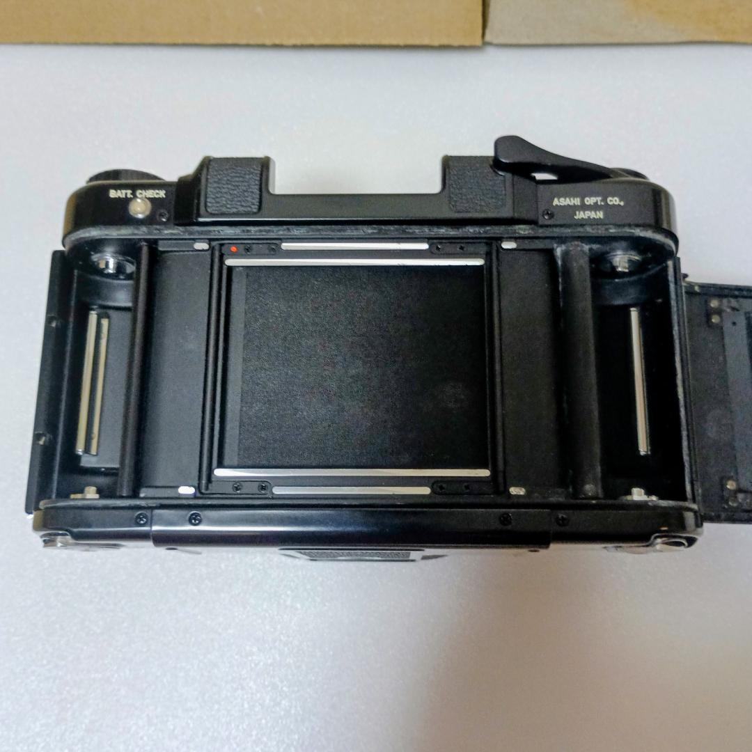 PENTAX 6x7 ボディ 電池ホルダーなし 動作未確認 部品取り用