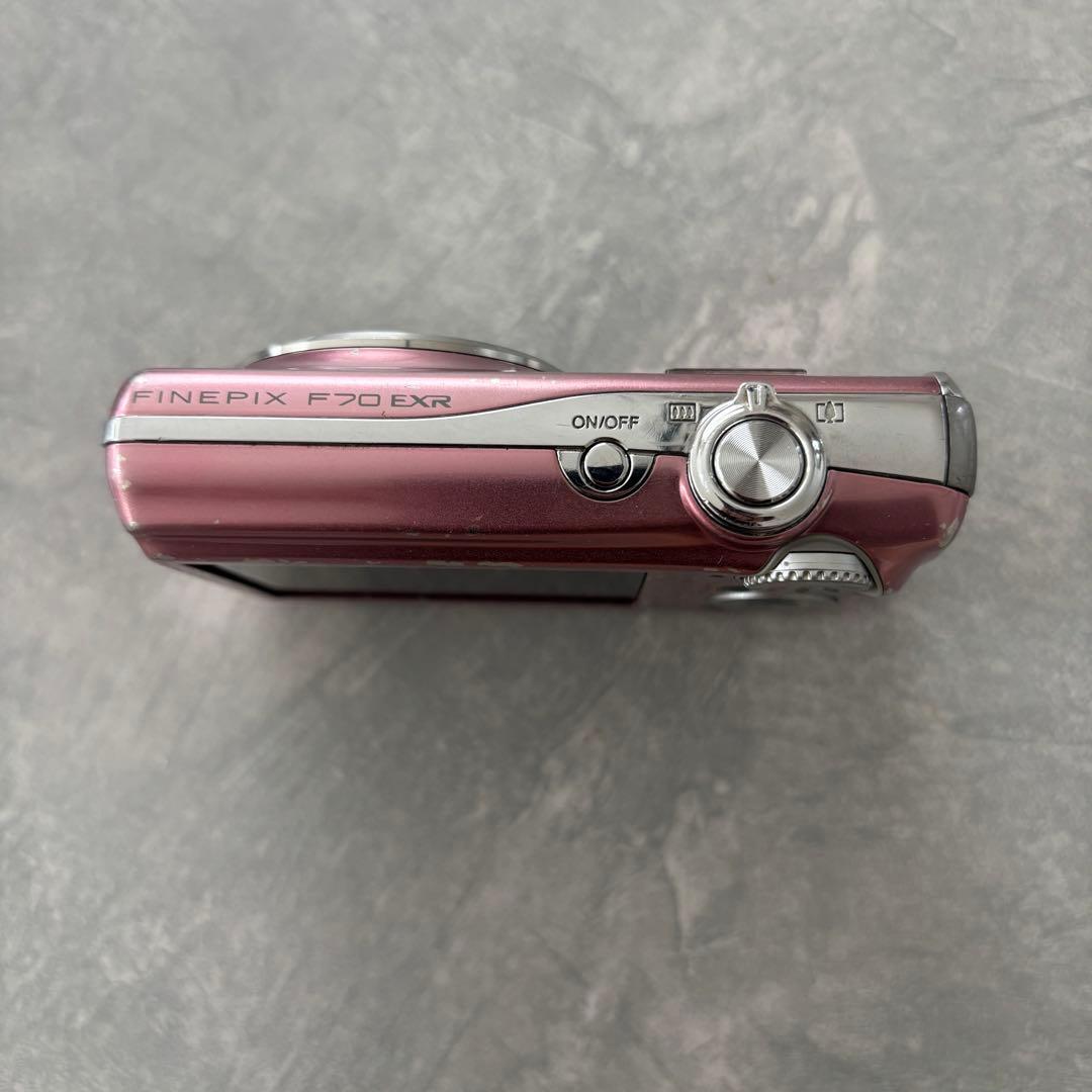 FUJIFILM FINEPIX F70EXR ピンク ※レンズカバー難あり