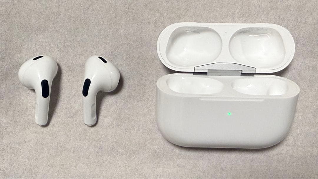 純正　AirPods Pro 2 ライトニングモデル