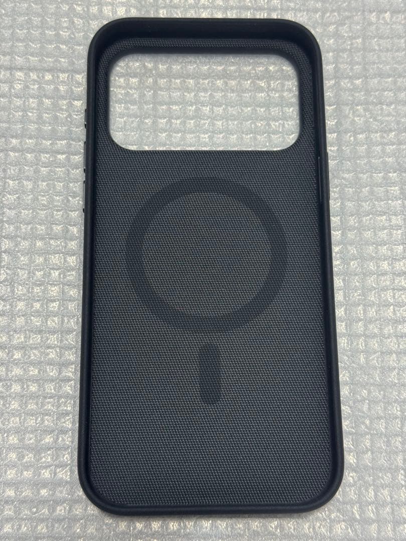 iPhone 17 Pro Max TechWoven Case(開封済み)