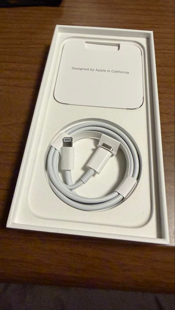 【こうたろう】Apple iPhone 14 256GB 美品