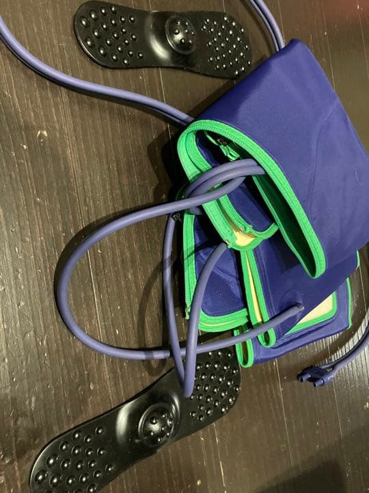 エアーマッサージャー therapie マッサージ機