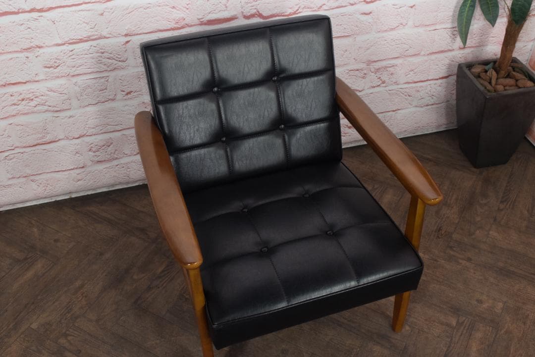 展示品　カリモク60 Kチェア スタンダードブラック　 W36170BW　19C