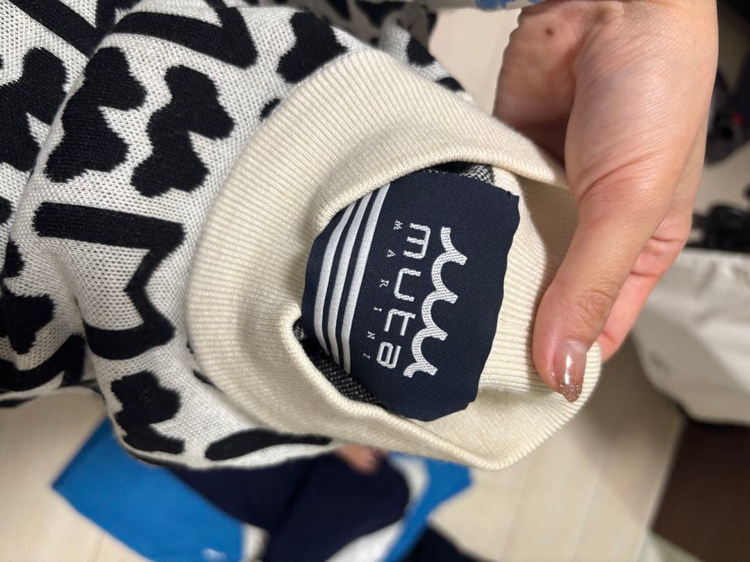 muta Mロゴタートルネックワンピース