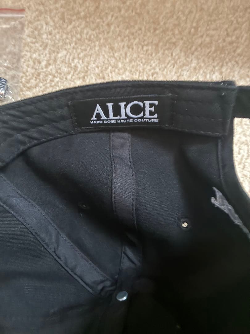 alice hollywood キャップ