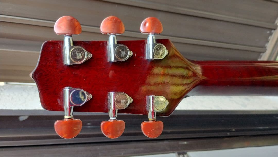 超美品 Takamine 100シリーズ(？)TS 型番不明 PA付きエレアコ