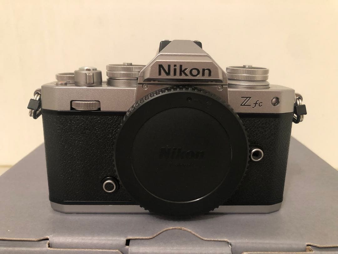 Nikon Z fc ミラーレスカメラ 本体おまけ付き