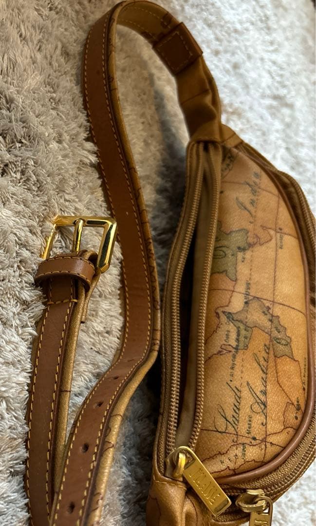 プリマクラッセ　ウエストポーチ