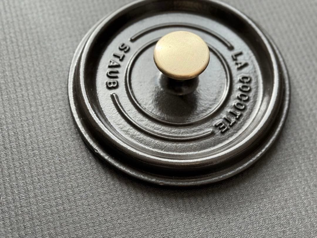 STAUB LA COCOTTE 鍋 16cm