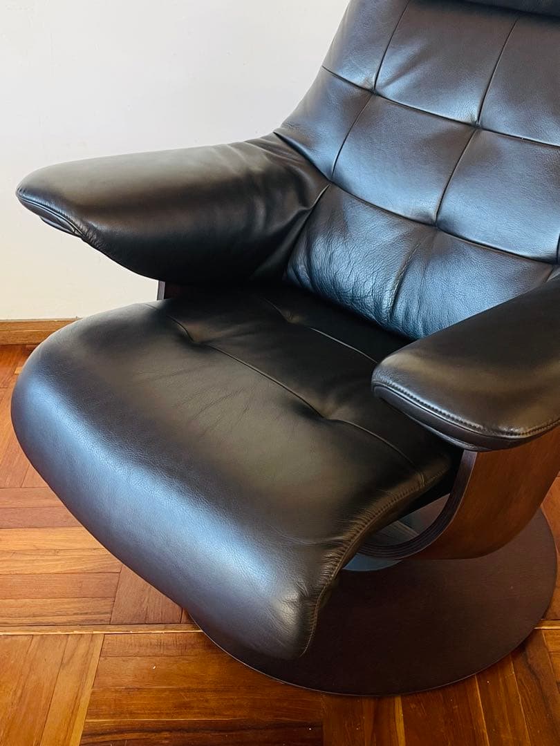 カリモク THE FIRST ザ ファースト リクライニング チェア オットマン