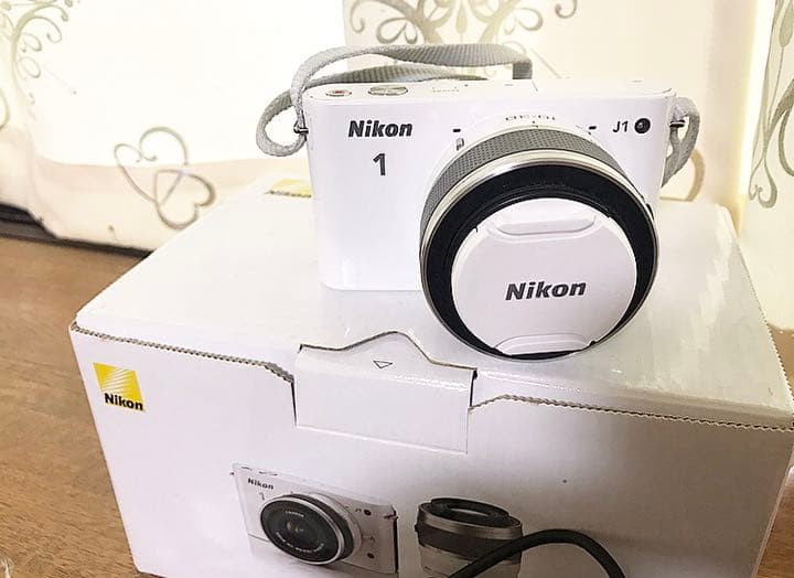 Nikon J1 ミラーレス一眼