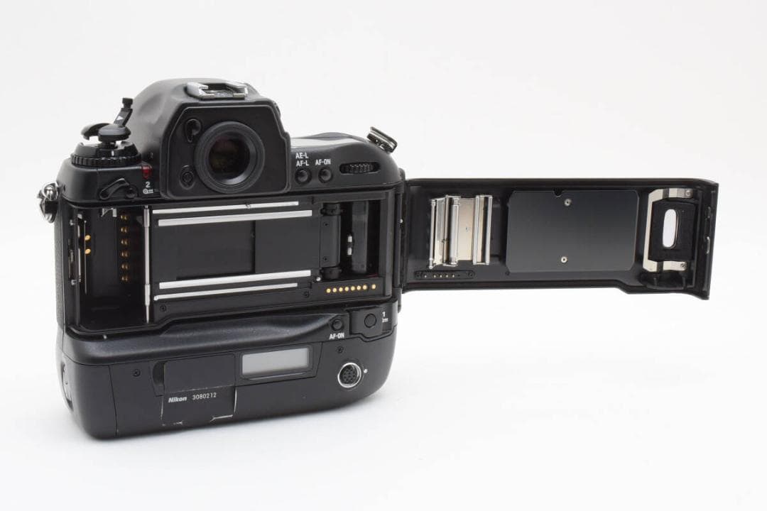 【元箱付き美品】ニコン Nikon F5 フィルム一眼レフボディ