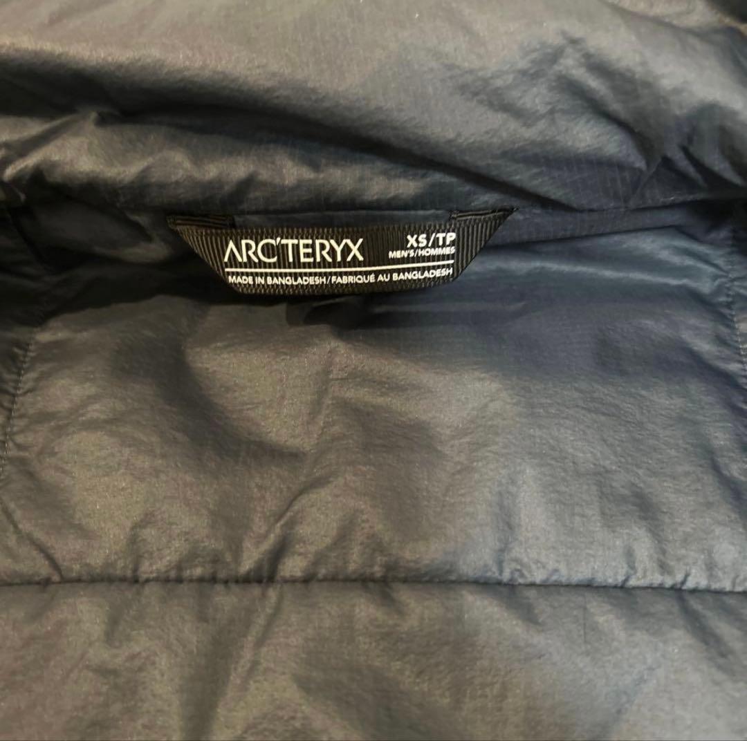 アークテリクス　ATOM LT HOODY XS