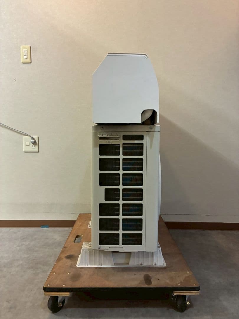 2120 ダイキン【AN224AES-W】2024年製 6畳 エアコン 中古