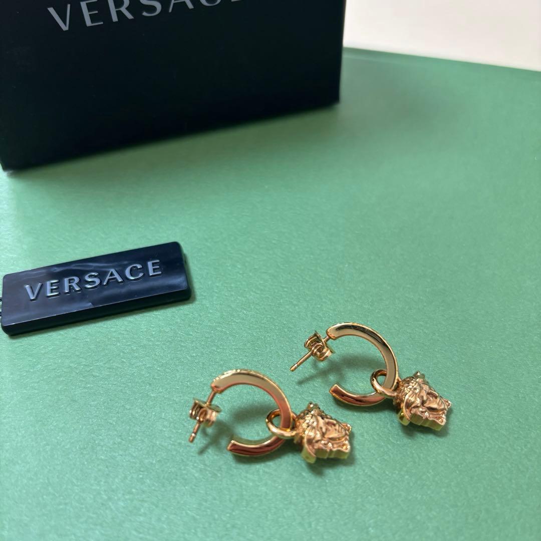 現行品　VERSACE ラ メドゥーサ グレカ フープ イヤリング